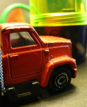 red_truck2.jpg red_truck2.jpg